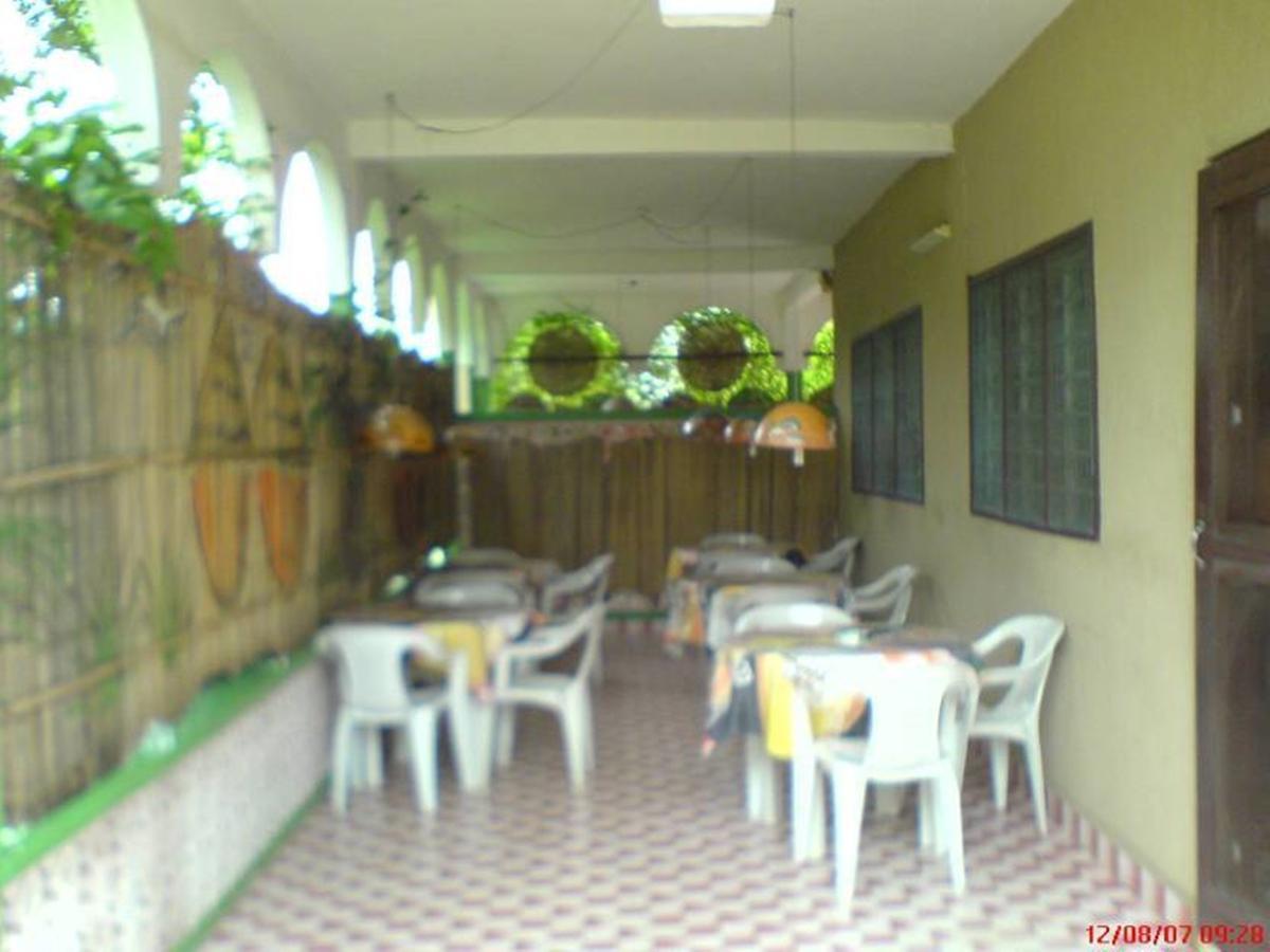Hotel Marie Antoinette Kara Exterior foto