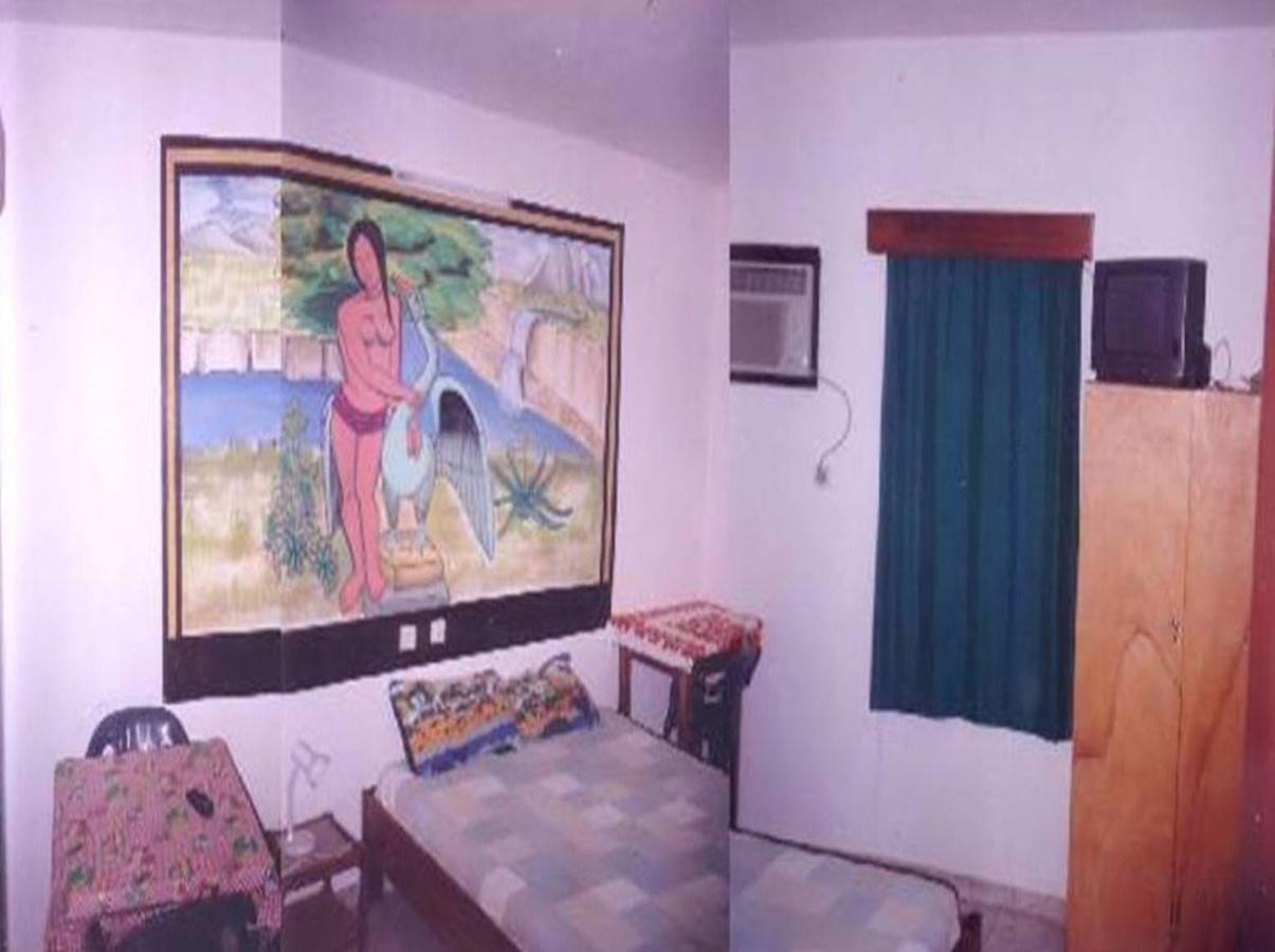 Hotel Marie Antoinette Kara Quarto foto